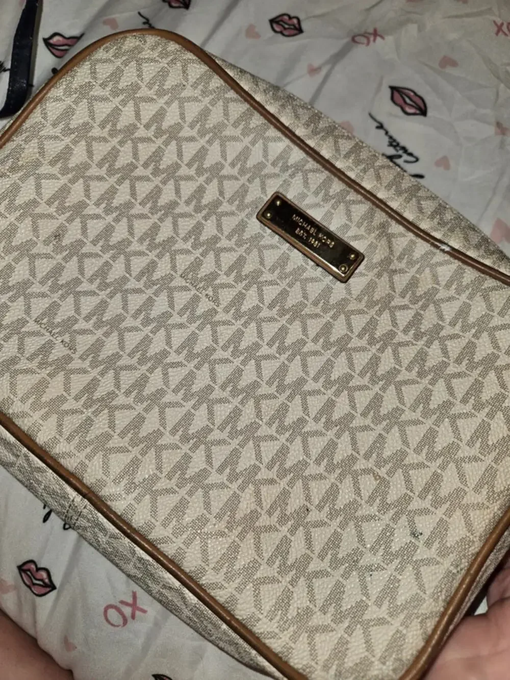 Michael Kors Jet Set Crossbody bag in vanilla monogram